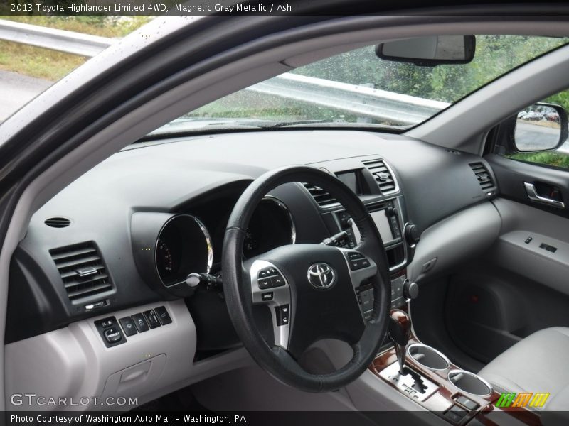 Magnetic Gray Metallic / Ash 2013 Toyota Highlander Limited 4WD