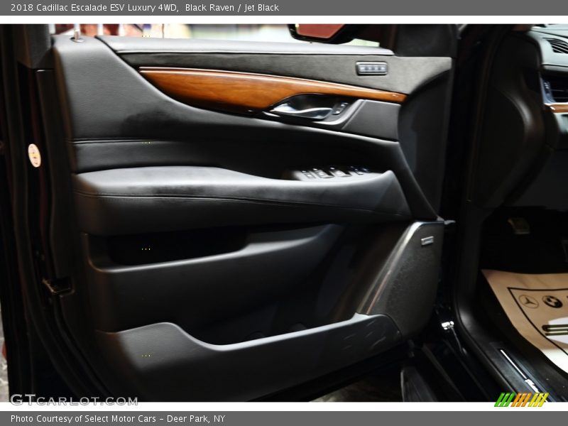 Black Raven / Jet Black 2018 Cadillac Escalade ESV Luxury 4WD
