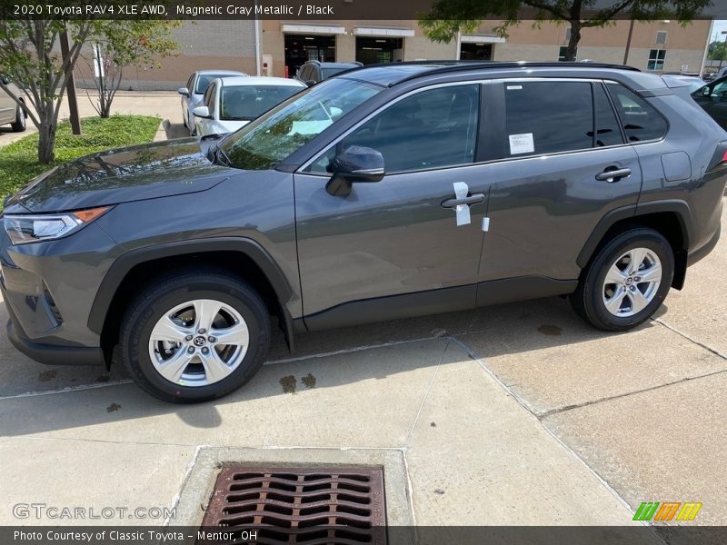 Magnetic Gray Metallic / Black 2020 Toyota RAV4 XLE AWD