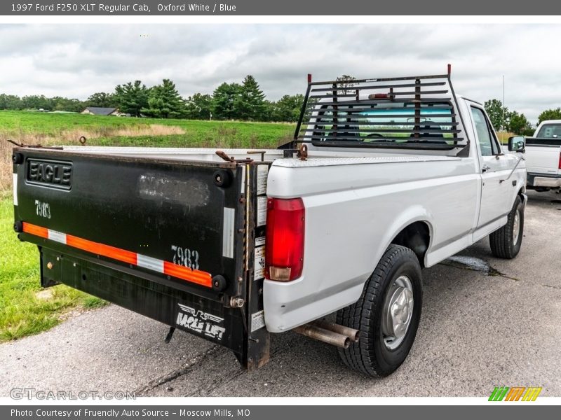 Oxford White / Blue 1997 Ford F250 XLT Regular Cab