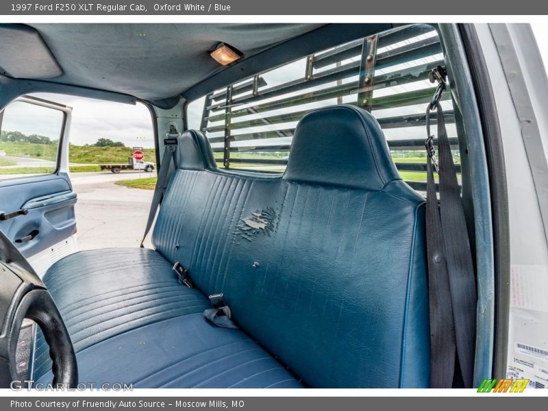 Oxford White / Blue 1997 Ford F250 XLT Regular Cab