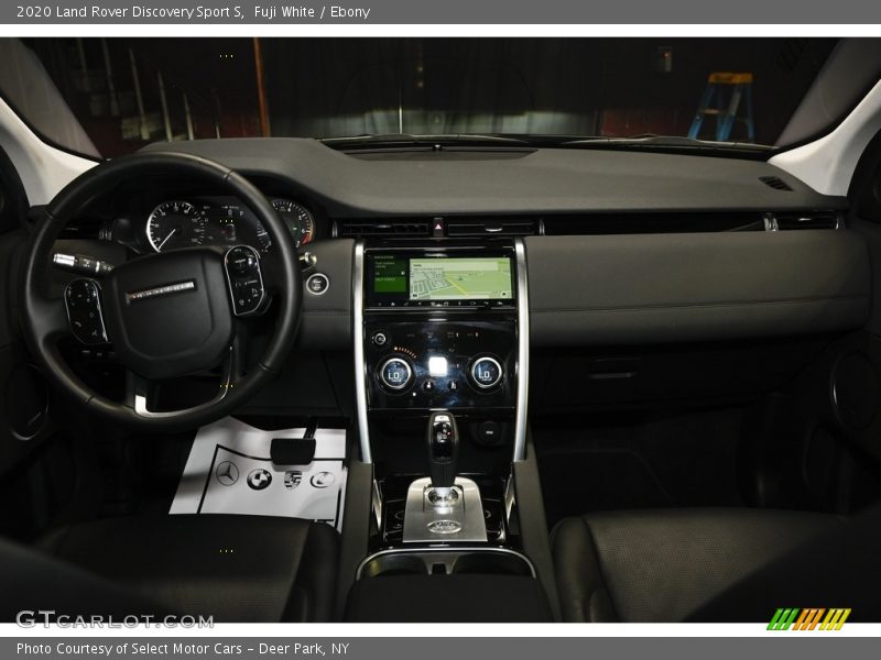 Fuji White / Ebony 2020 Land Rover Discovery Sport S