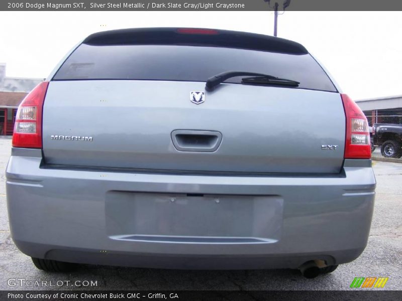 Silver Steel Metallic / Dark Slate Gray/Light Graystone 2006 Dodge Magnum SXT
