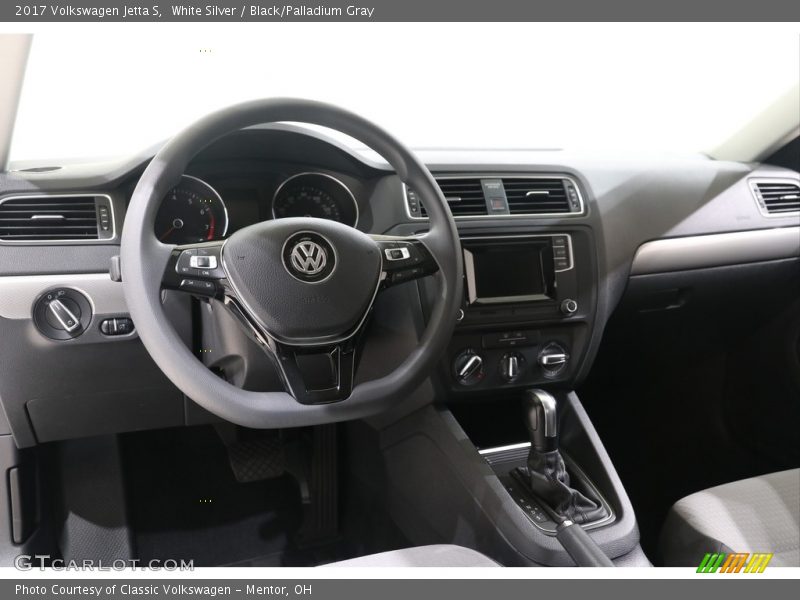 White Silver / Black/Palladium Gray 2017 Volkswagen Jetta S