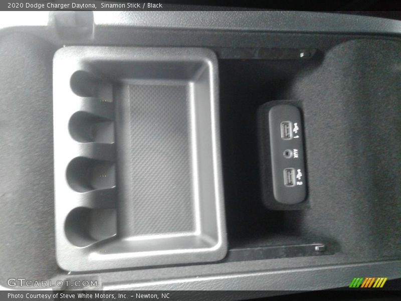 Sinamon Stick / Black 2020 Dodge Charger Daytona