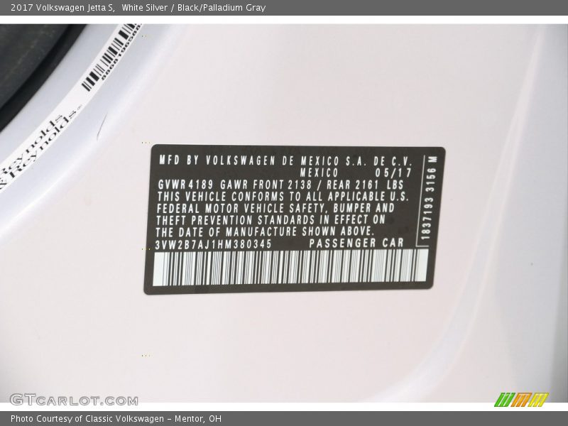 White Silver / Black/Palladium Gray 2017 Volkswagen Jetta S