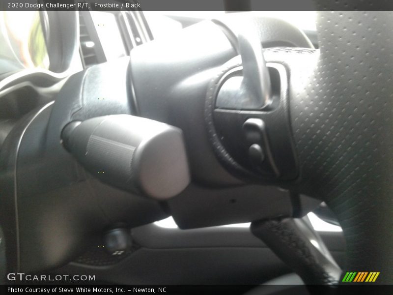 Frostbite / Black 2020 Dodge Challenger R/T