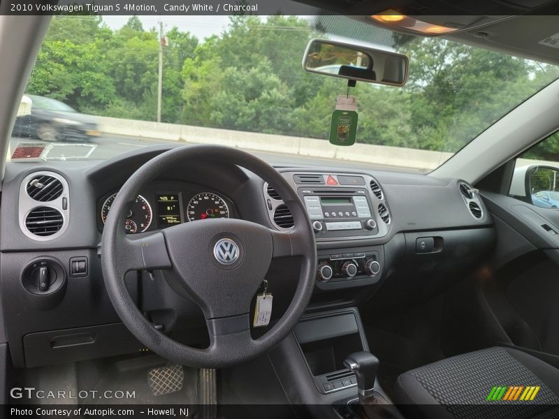 Candy White / Charcoal 2010 Volkswagen Tiguan S 4Motion