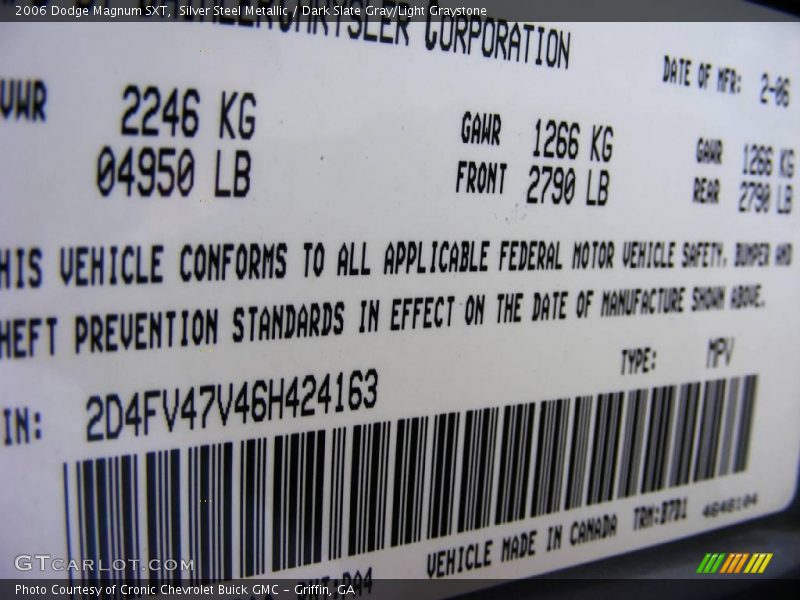 Silver Steel Metallic / Dark Slate Gray/Light Graystone 2006 Dodge Magnum SXT