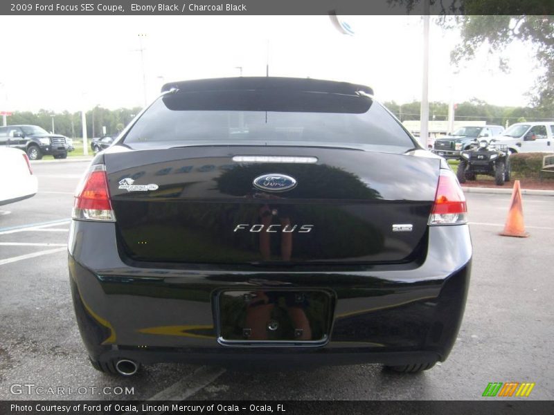 Ebony Black / Charcoal Black 2009 Ford Focus SES Coupe