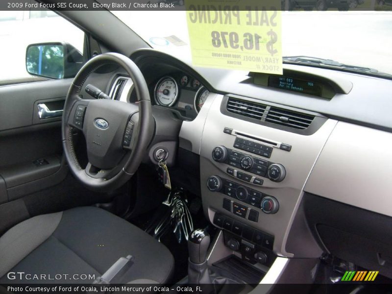 Ebony Black / Charcoal Black 2009 Ford Focus SES Coupe