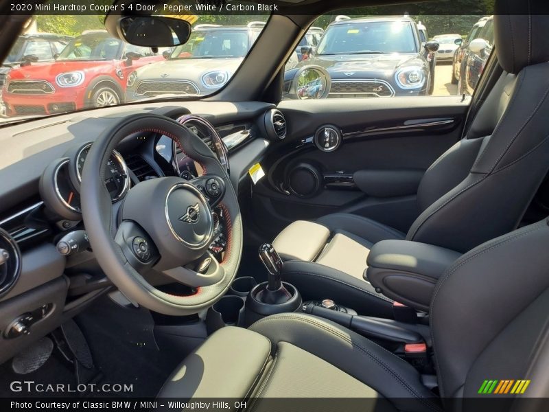 Pepper White / Carbon Black 2020 Mini Hardtop Cooper S 4 Door