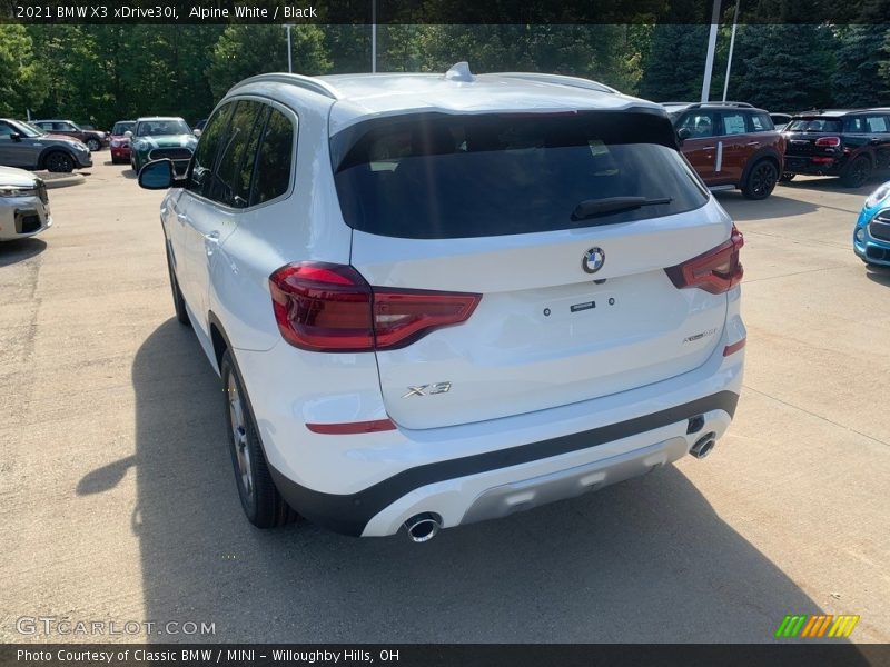 Alpine White / Black 2021 BMW X3 xDrive30i