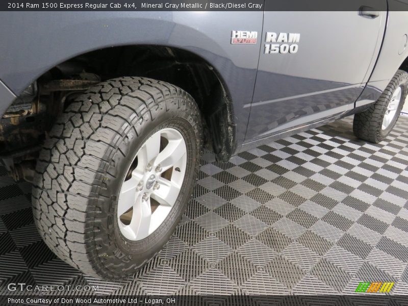 Mineral Gray Metallic / Black/Diesel Gray 2014 Ram 1500 Express Regular Cab 4x4