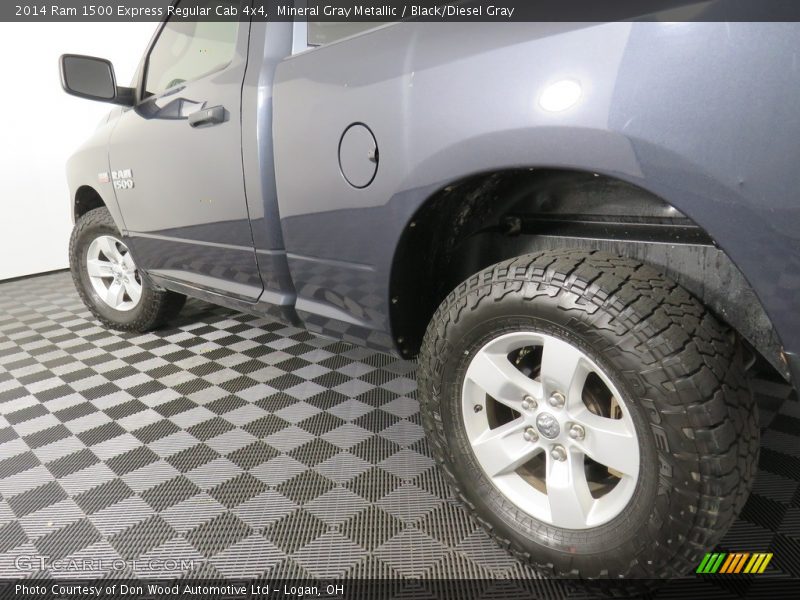 Mineral Gray Metallic / Black/Diesel Gray 2014 Ram 1500 Express Regular Cab 4x4