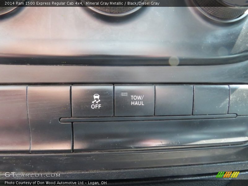 Mineral Gray Metallic / Black/Diesel Gray 2014 Ram 1500 Express Regular Cab 4x4