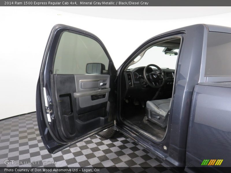Mineral Gray Metallic / Black/Diesel Gray 2014 Ram 1500 Express Regular Cab 4x4