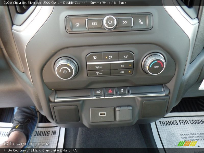 Summit White / Jet Black 2020 Chevrolet Silverado 1500 Custom Double Cab 4x4