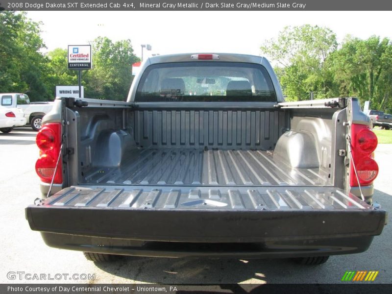 Mineral Gray Metallic / Dark Slate Gray/Medium Slate Gray 2008 Dodge Dakota SXT Extended Cab 4x4