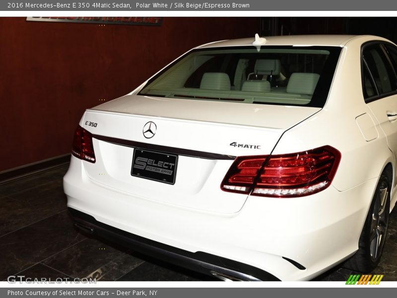 Polar White / Silk Beige/Espresso Brown 2016 Mercedes-Benz E 350 4Matic Sedan