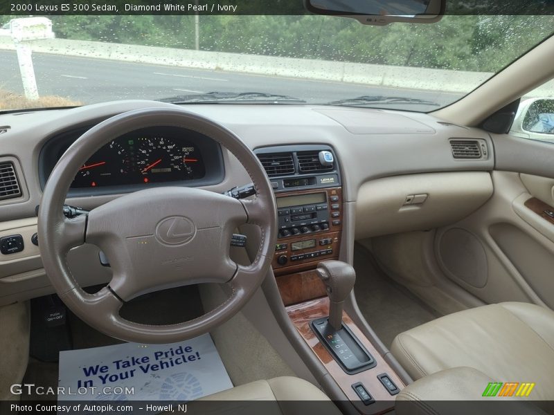 Diamond White Pearl / Ivory 2000 Lexus ES 300 Sedan