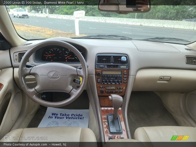 Diamond White Pearl / Ivory 2000 Lexus ES 300 Sedan