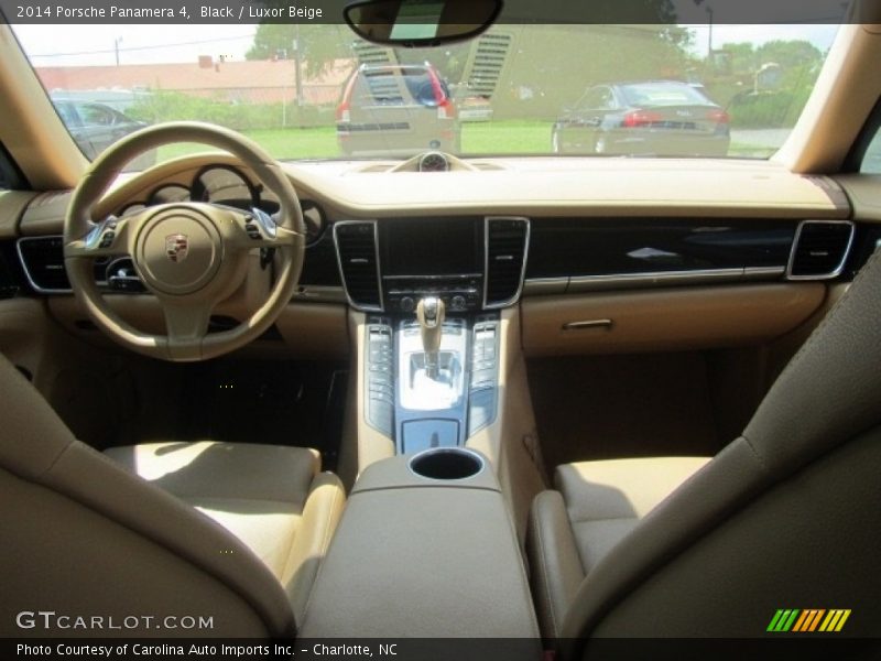 Black / Luxor Beige 2014 Porsche Panamera 4