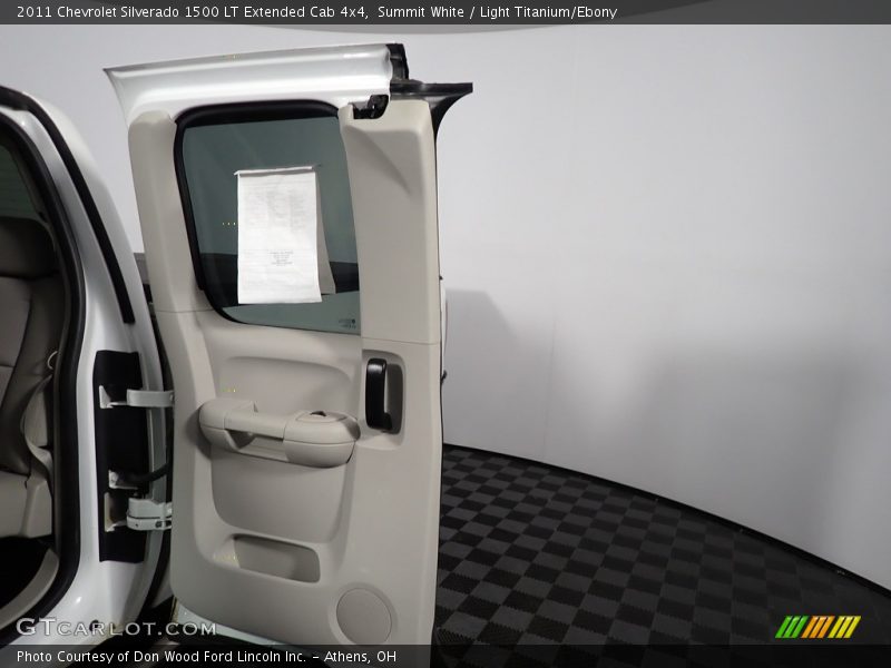 Summit White / Light Titanium/Ebony 2011 Chevrolet Silverado 1500 LT Extended Cab 4x4
