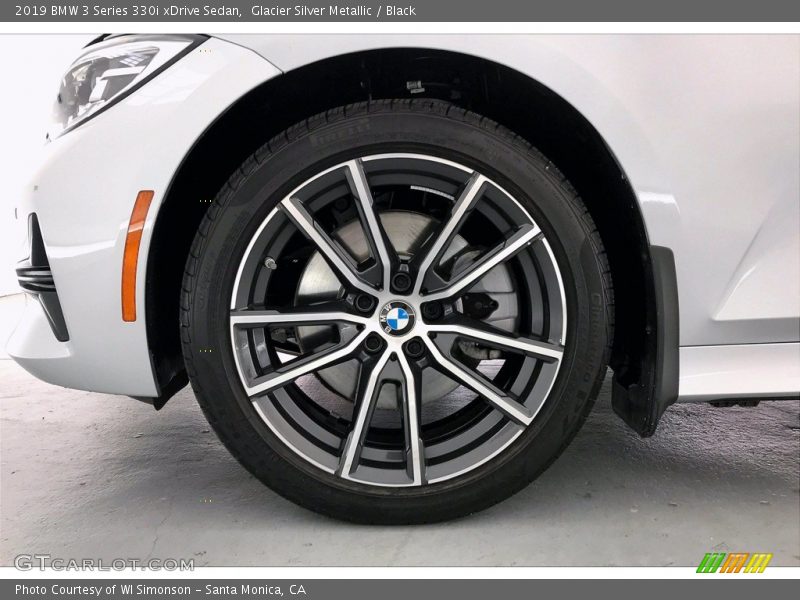 Glacier Silver Metallic / Black 2019 BMW 3 Series 330i xDrive Sedan