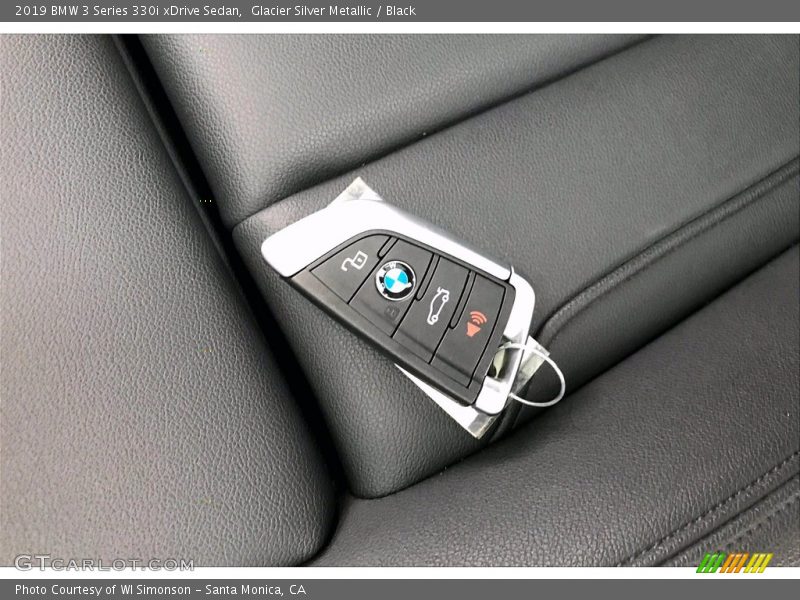 Glacier Silver Metallic / Black 2019 BMW 3 Series 330i xDrive Sedan