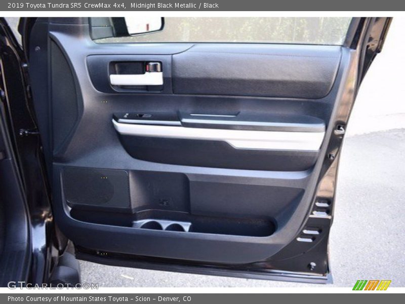 Midnight Black Metallic / Black 2019 Toyota Tundra SR5 CrewMax 4x4
