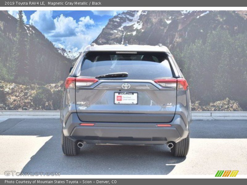 Magnetic Gray Metallic / Black 2019 Toyota RAV4 LE