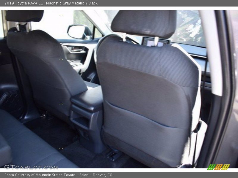 Magnetic Gray Metallic / Black 2019 Toyota RAV4 LE