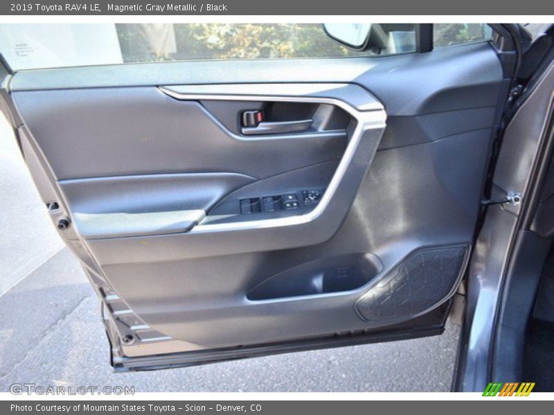 Magnetic Gray Metallic / Black 2019 Toyota RAV4 LE