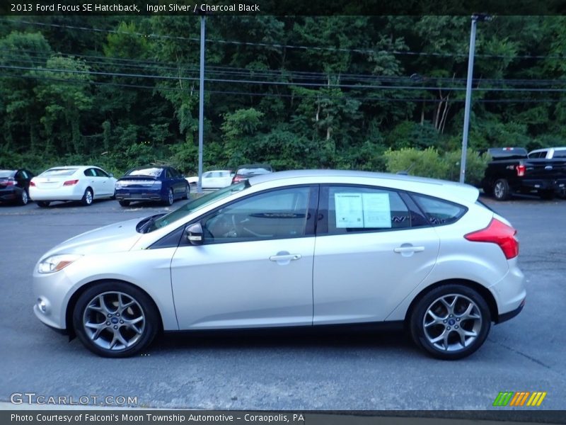 Ingot Silver / Charcoal Black 2013 Ford Focus SE Hatchback
