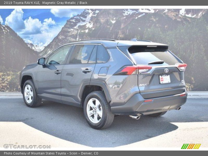 Magnetic Gray Metallic / Black 2019 Toyota RAV4 XLE