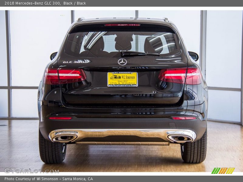 Black / Black 2018 Mercedes-Benz GLC 300