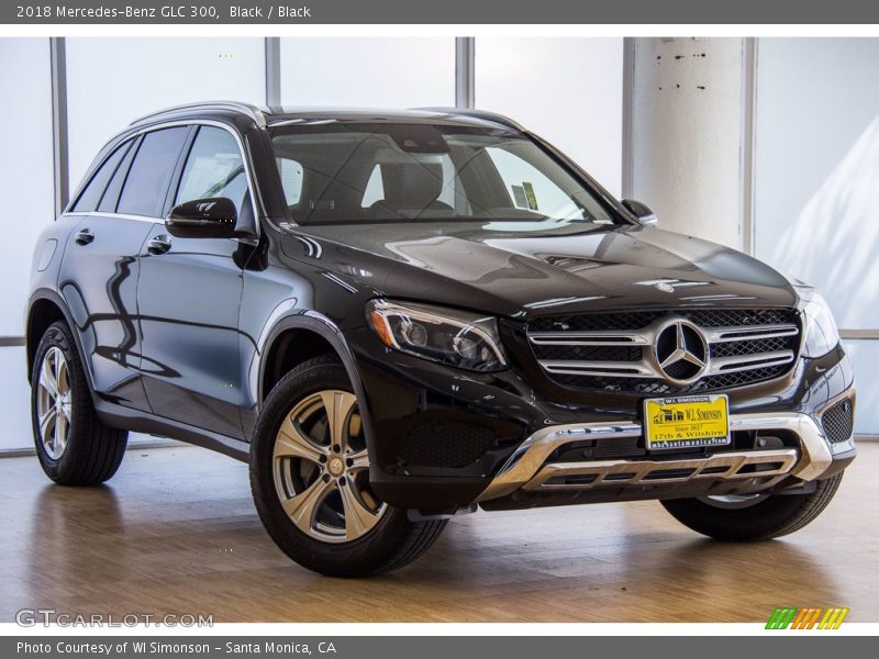 Black / Black 2018 Mercedes-Benz GLC 300