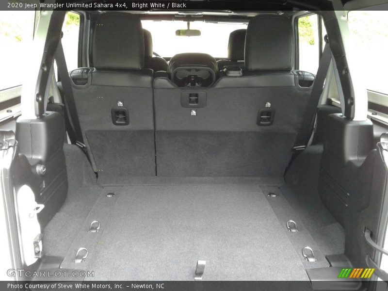 Bright White / Black 2020 Jeep Wrangler Unlimited Sahara 4x4