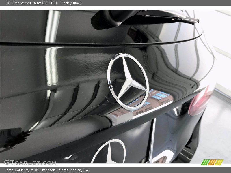 Black / Black 2018 Mercedes-Benz GLC 300