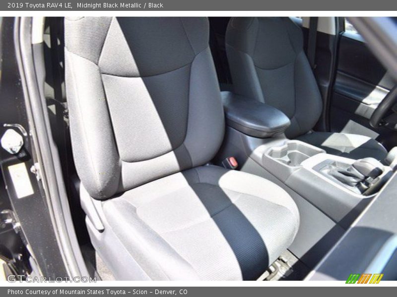 Midnight Black Metallic / Black 2019 Toyota RAV4 LE