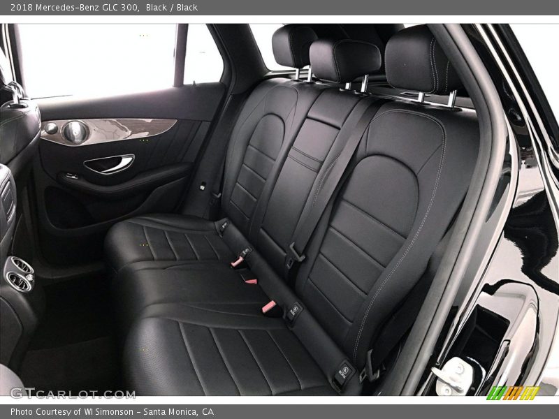 Black / Black 2018 Mercedes-Benz GLC 300