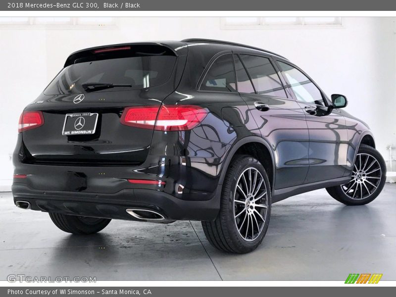 Black / Black 2018 Mercedes-Benz GLC 300