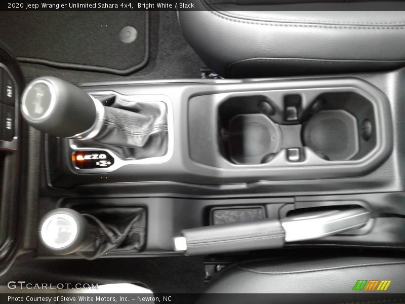 Bright White / Black 2020 Jeep Wrangler Unlimited Sahara 4x4