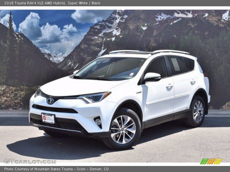 Super White / Black 2018 Toyota RAV4 XLE AWD Hybrid