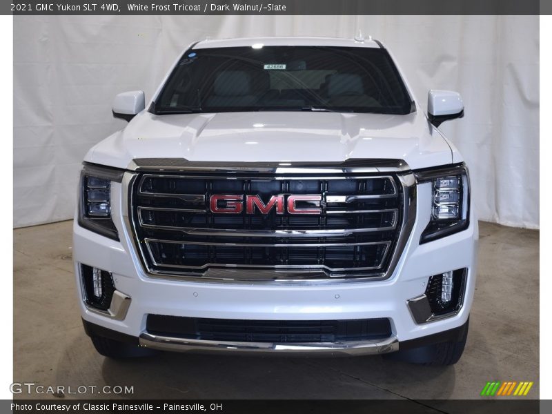 White Frost Tricoat / Dark Walnut/­Slate 2021 GMC Yukon SLT 4WD