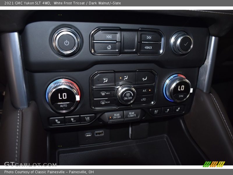 White Frost Tricoat / Dark Walnut/­Slate 2021 GMC Yukon SLT 4WD
