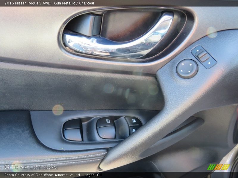 Gun Metallic / Charcoal 2016 Nissan Rogue S AWD