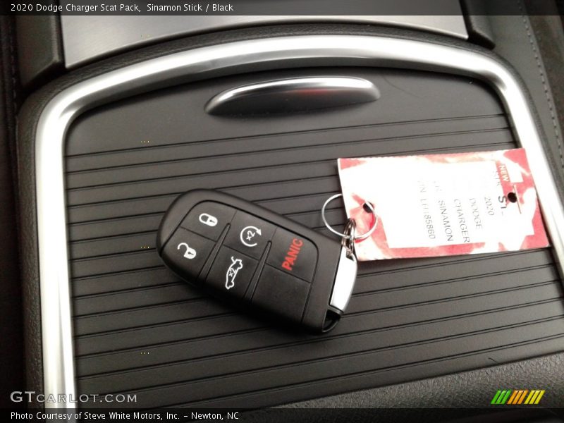 Sinamon Stick / Black 2020 Dodge Charger Scat Pack