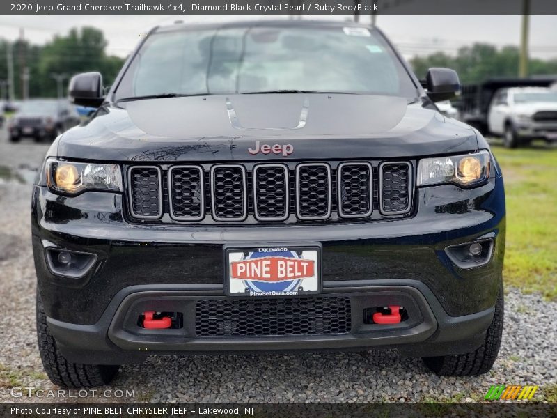 Diamond Black Crystal Pearl / Ruby Red/Black 2020 Jeep Grand Cherokee Trailhawk 4x4